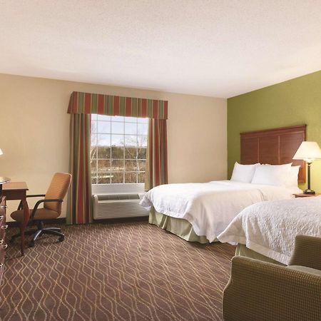 Hampton Inn & Suites Greenfield Buitenkant foto