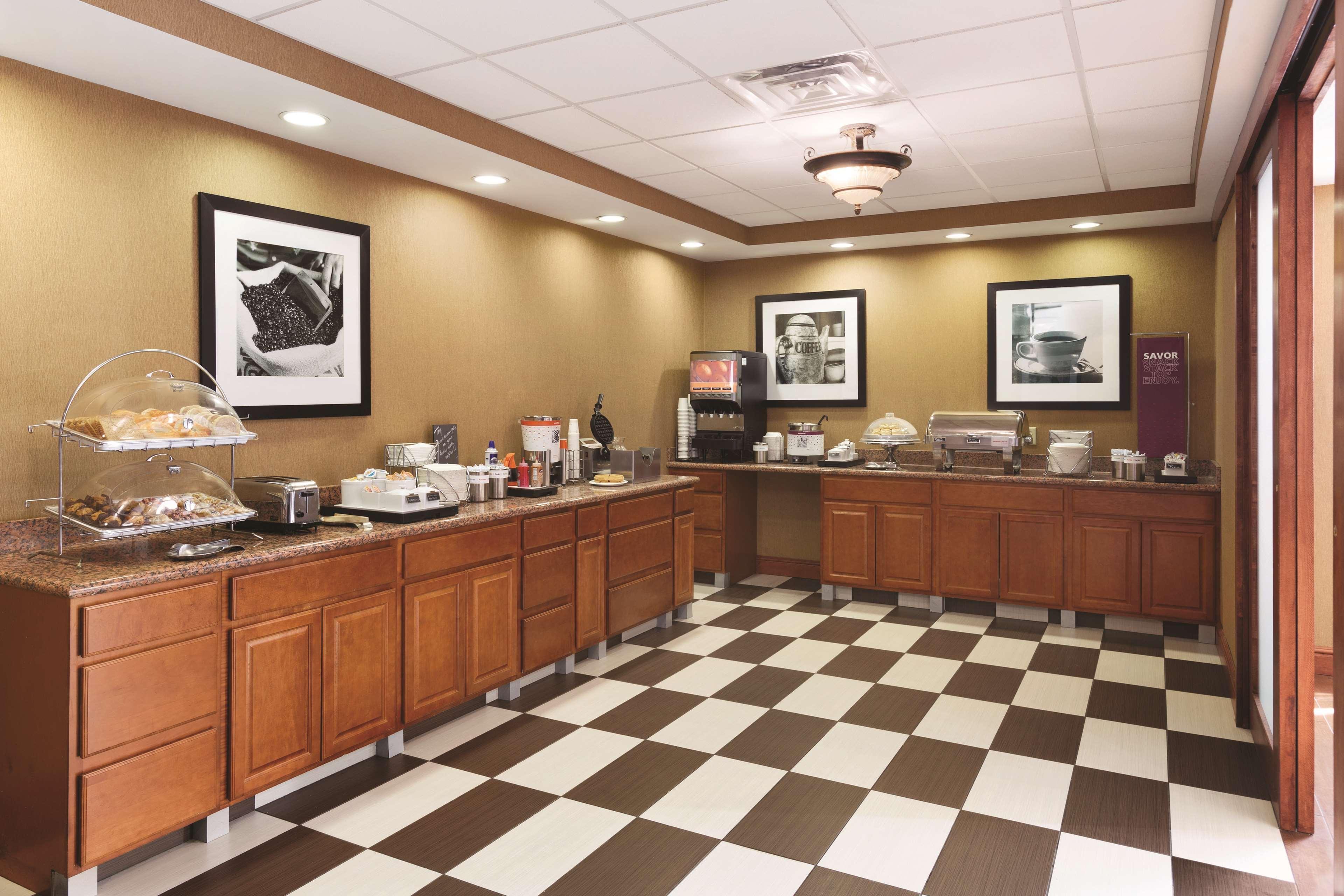 Hampton Inn & Suites Greenfield Buitenkant foto