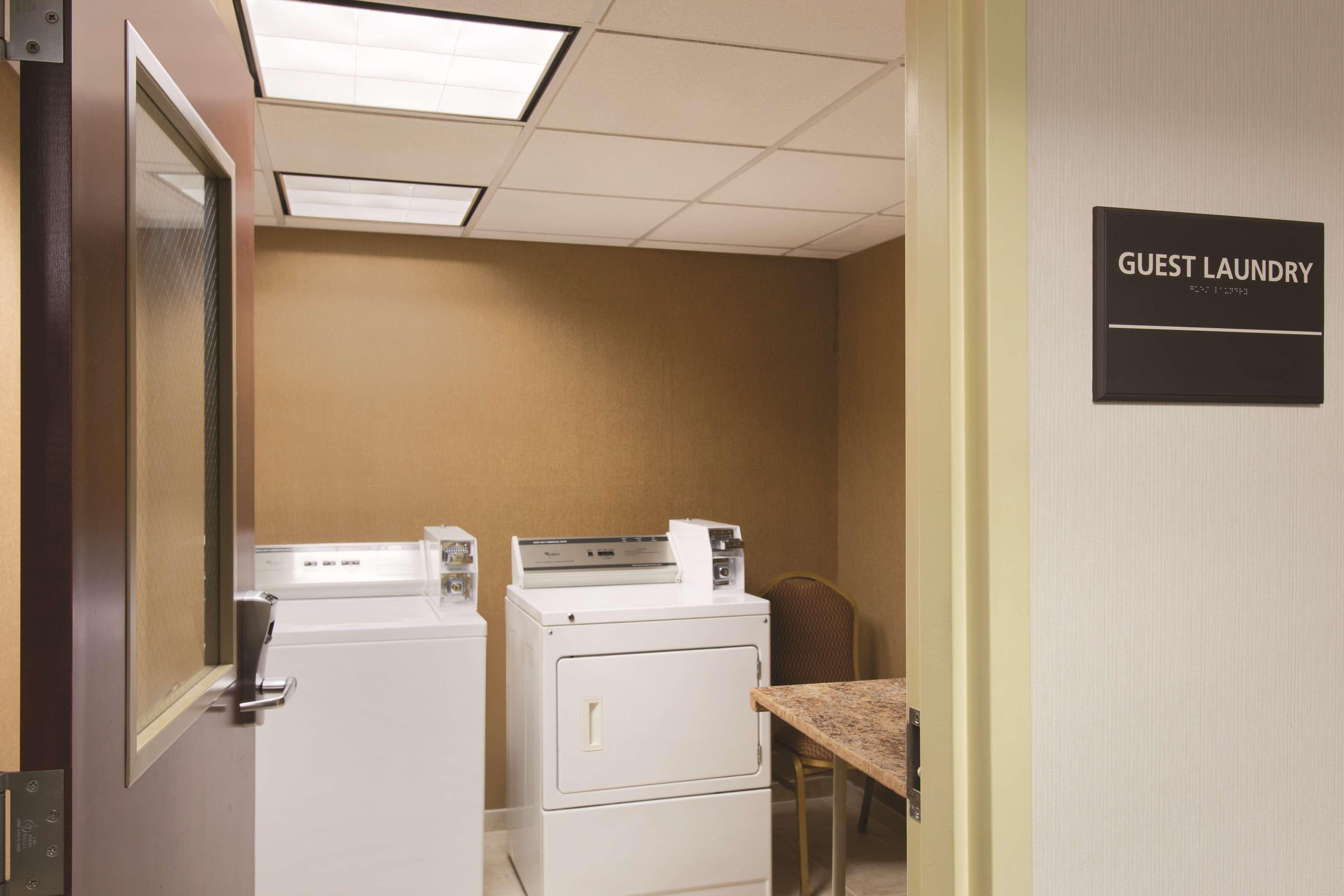 Hampton Inn & Suites Greenfield Buitenkant foto