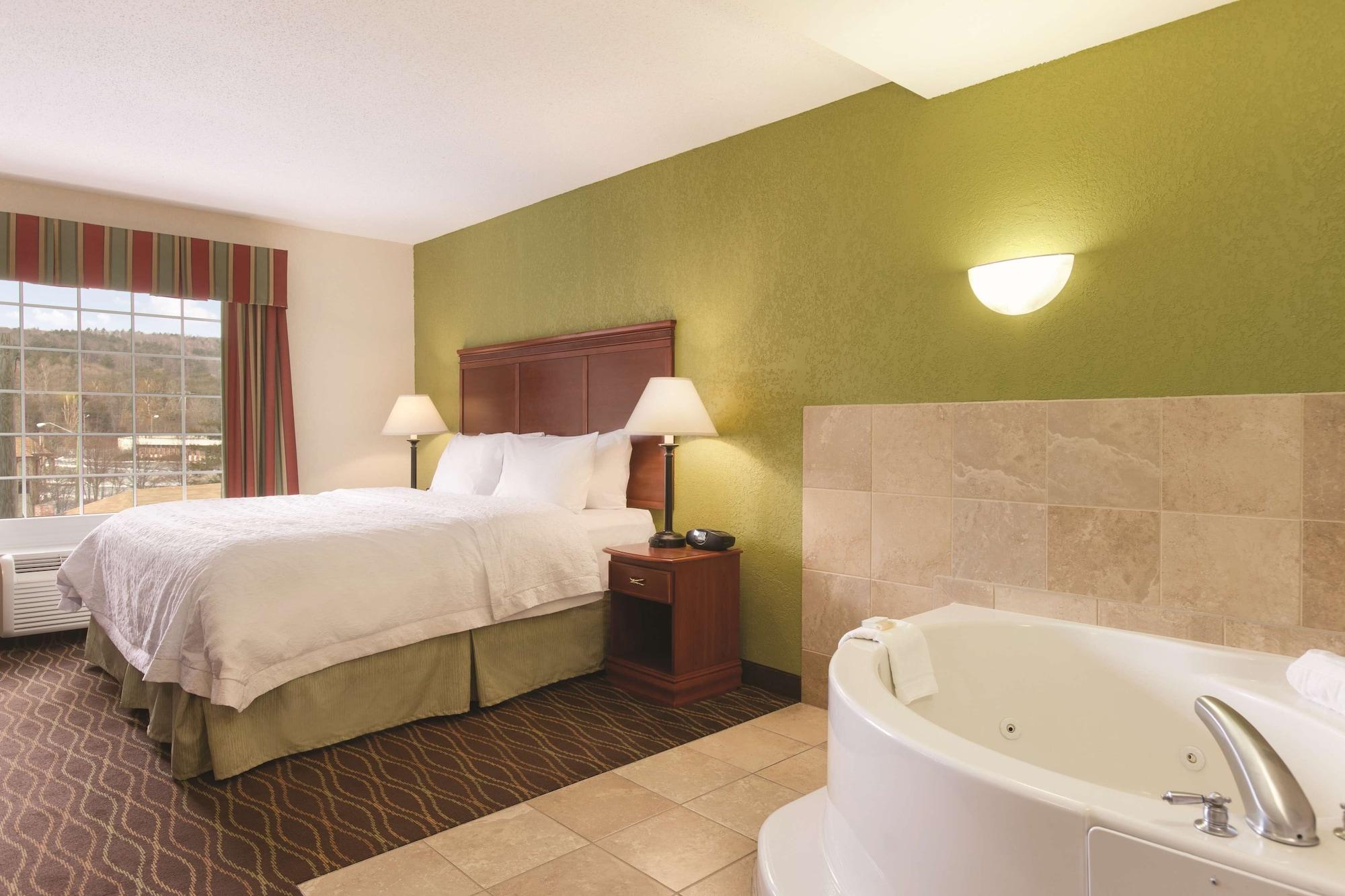 Hampton Inn & Suites Greenfield Buitenkant foto
