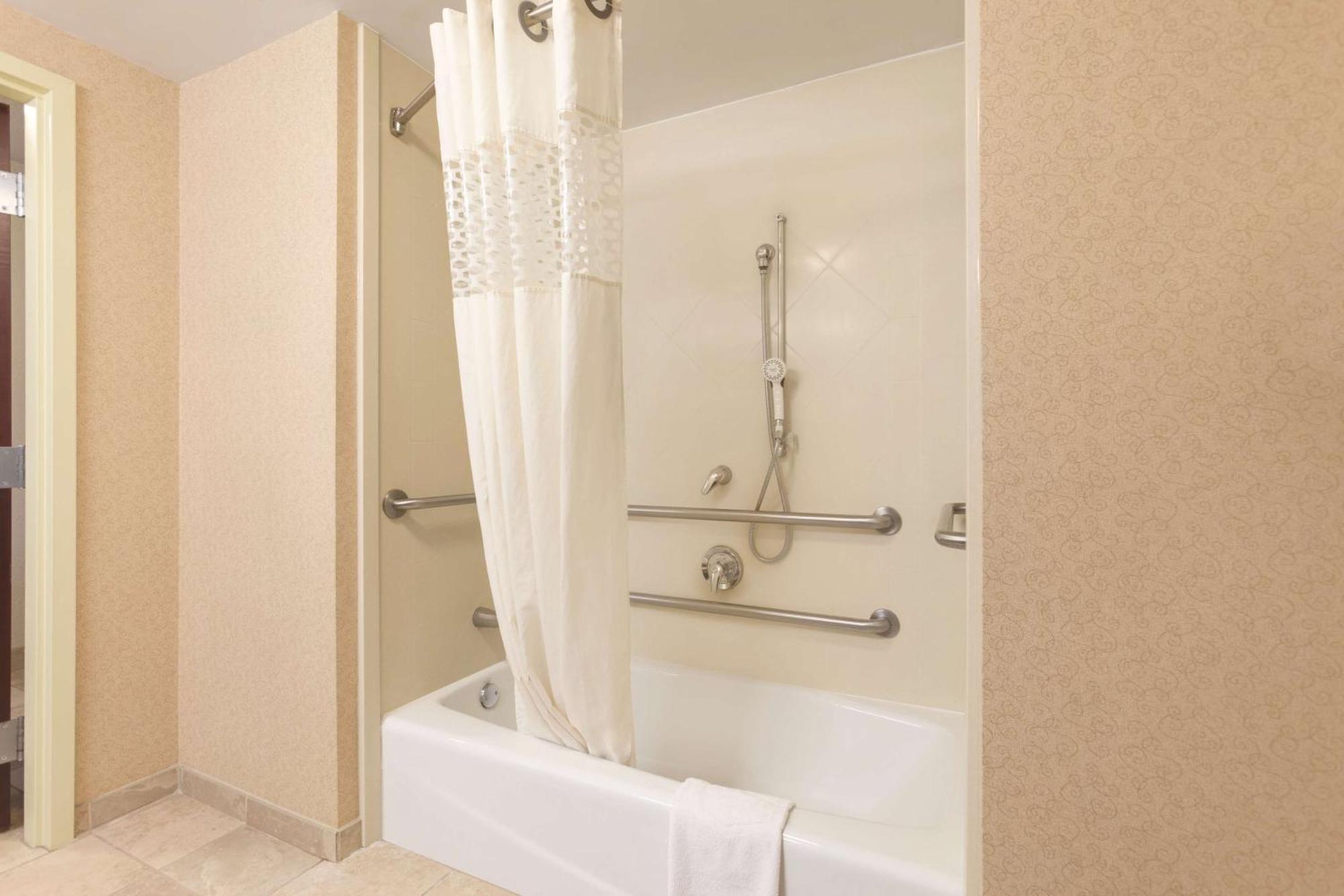 Hampton Inn & Suites Greenfield Buitenkant foto