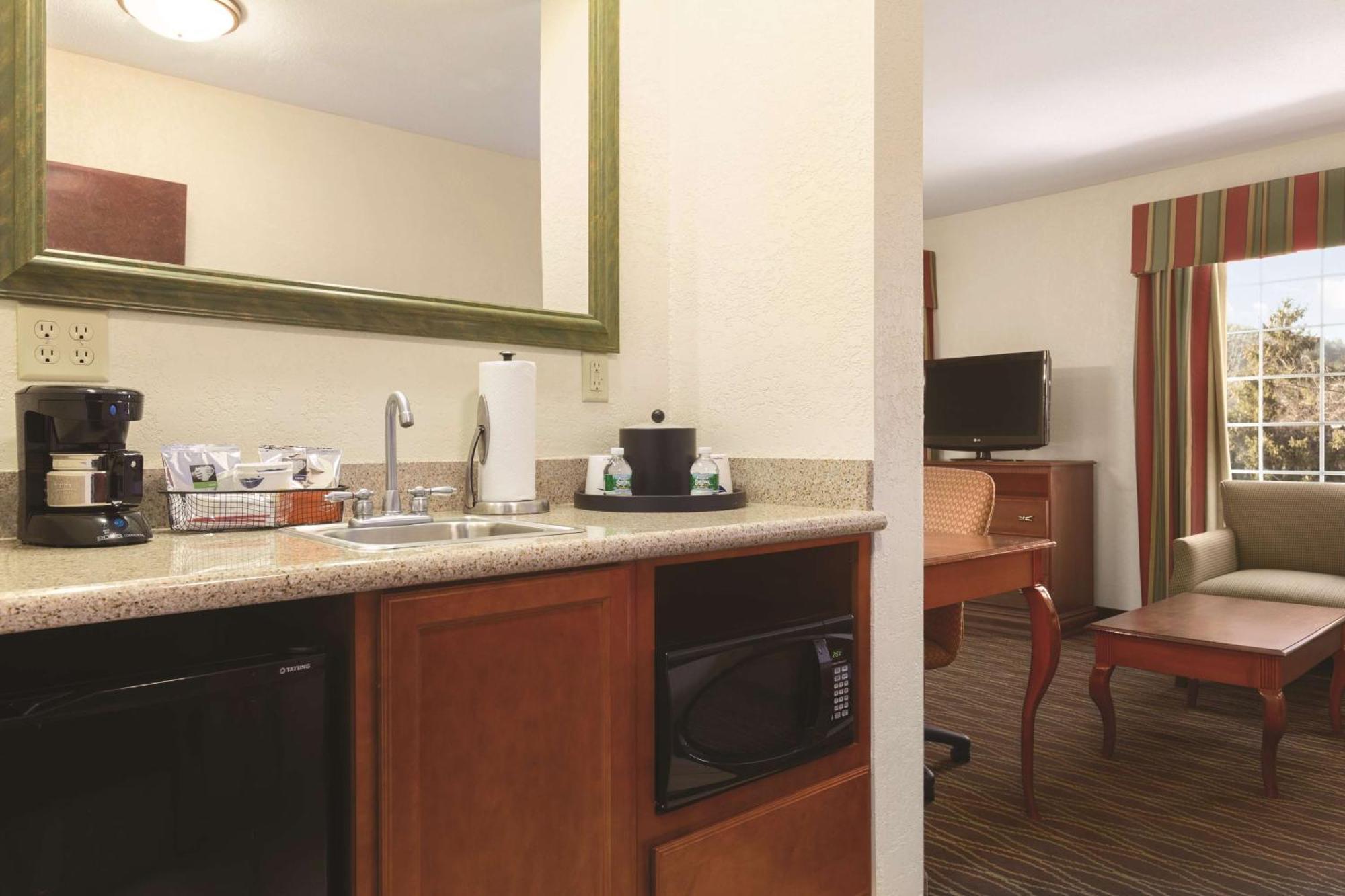 Hampton Inn & Suites Greenfield Buitenkant foto