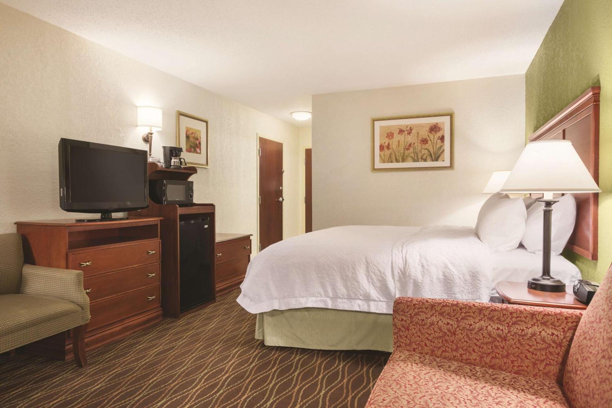 Hampton Inn & Suites Greenfield Buitenkant foto