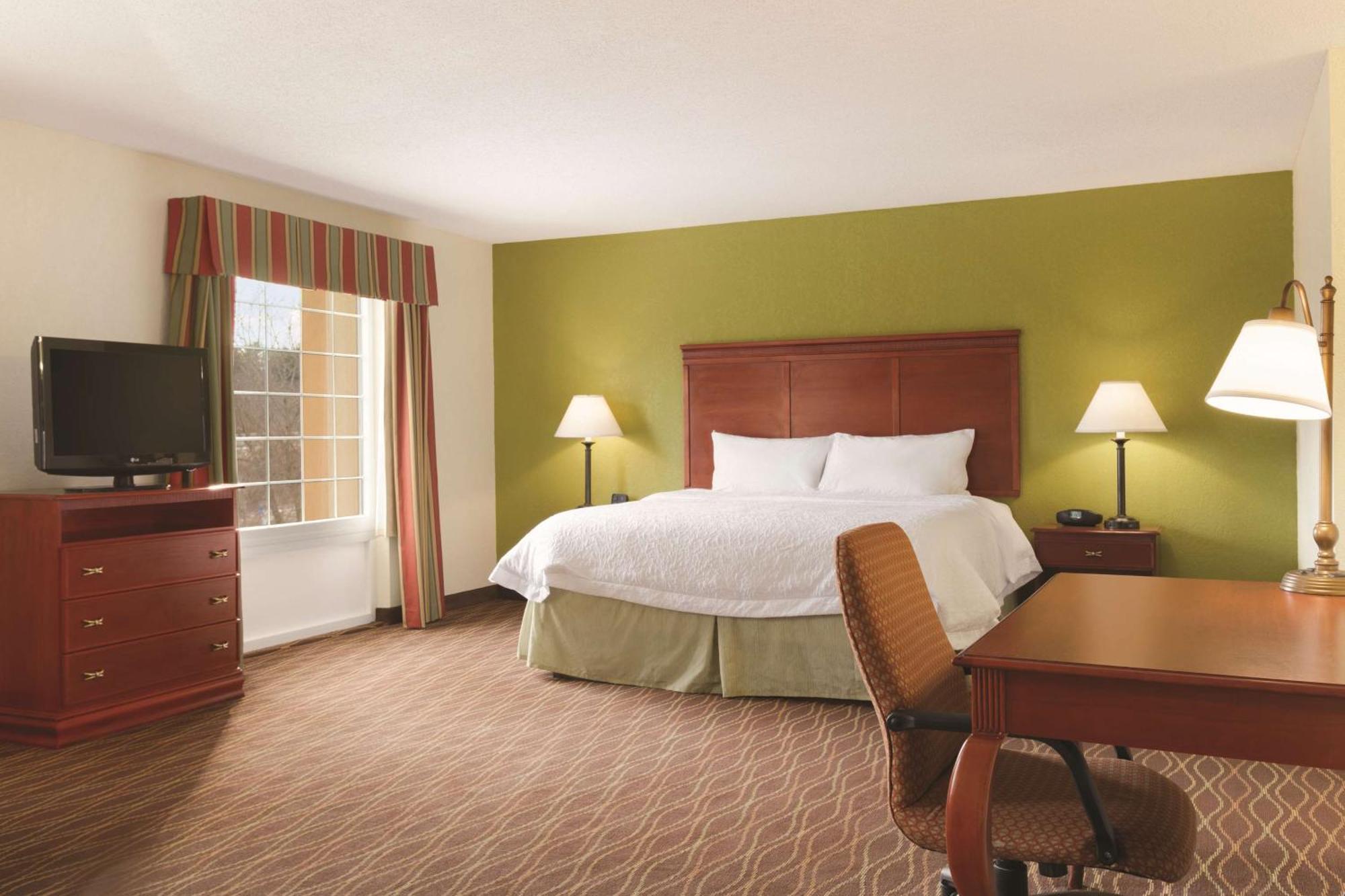 Hampton Inn & Suites Greenfield Buitenkant foto