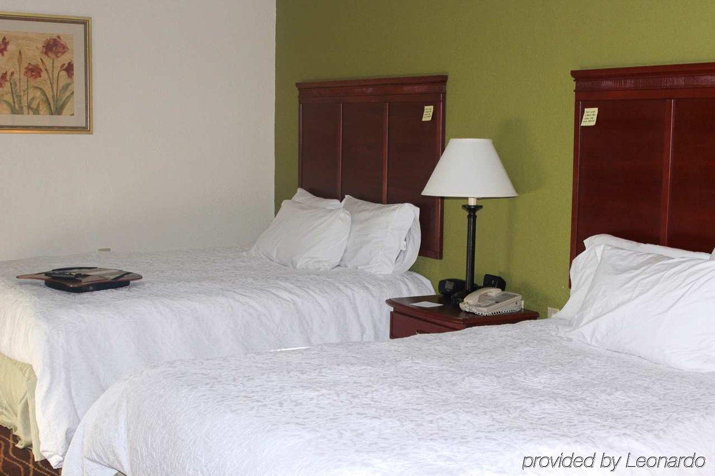 Hampton Inn & Suites Greenfield Buitenkant foto
