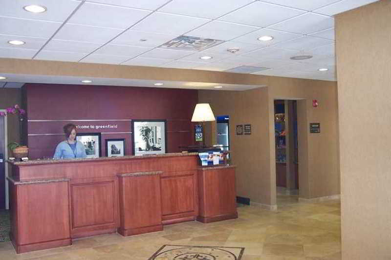 Hampton Inn & Suites Greenfield Interieur foto